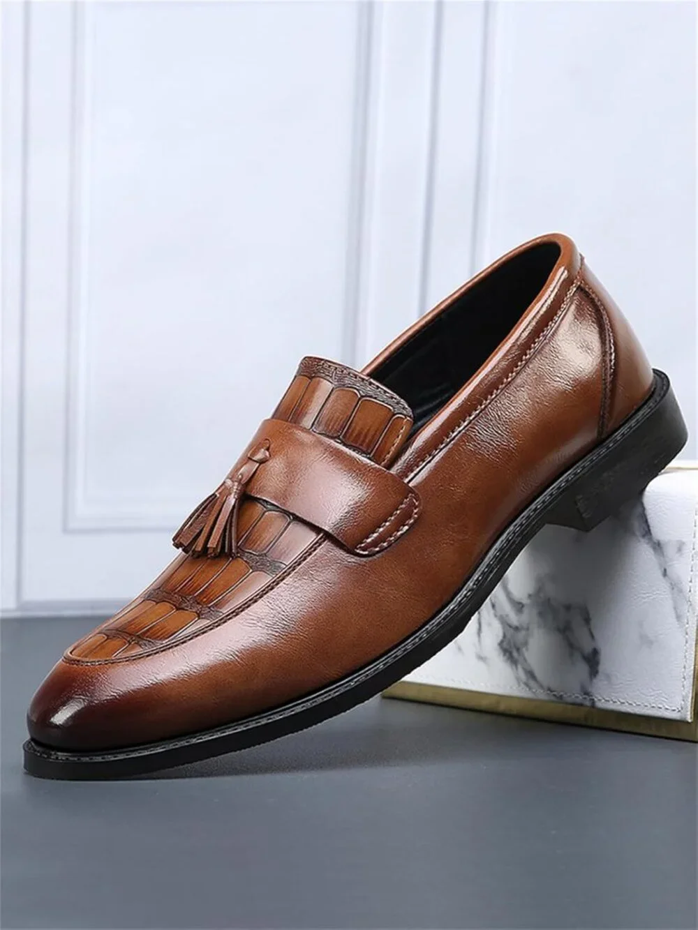 Men's Brown Crocodile Print Tassel Slip On Loafers Business Formal Dress Shoes